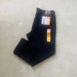 NWT Men’s Wrangler Hero Relaxed Fit Jeans Black SZ 42X30